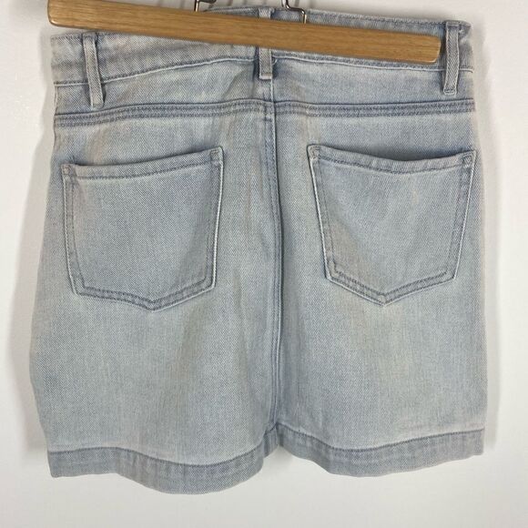 PacSunā
LaceāUpĀ Denimā
Skirt - Picture 6 of 8